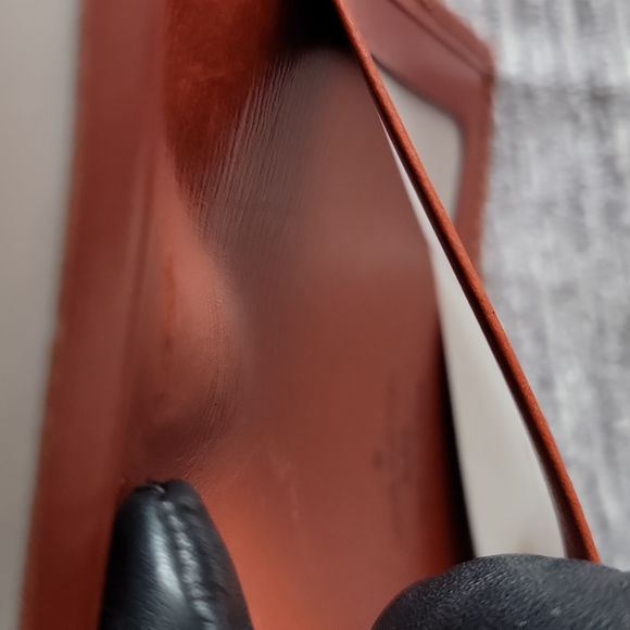 Authentic Louis Vuitton Epi Leather ID Holder - Picture 4 of 4